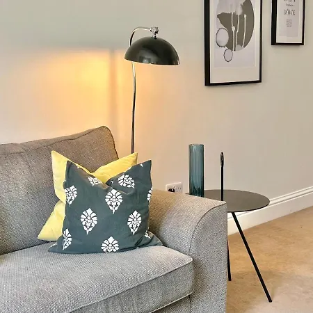 Luxury 6 Bluebridge With Free Allocated Parking Daire *