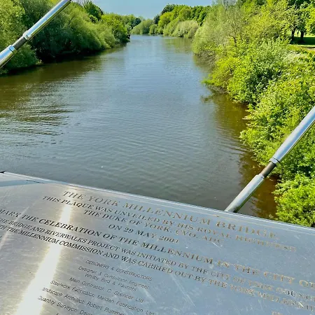 Lägenhet Luxury 6 Bluebridge With Free Allocated Parking *