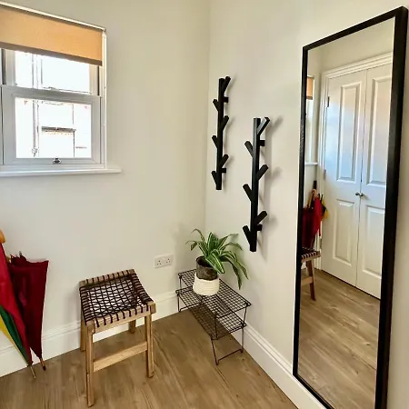 Luxury 6 Bluebridge With Free Allocated Parking *