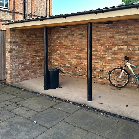 Luxury 6 Bluebridge With Free Allocated Parking York