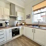 Luxury 6 Bluebridge With Free Allocated Parking Apartamento *